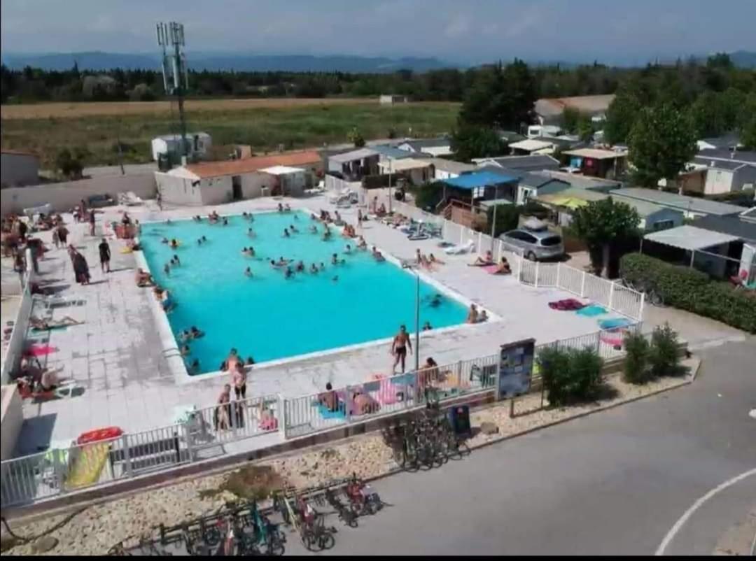 Vacances Familiales Dans Camping Avec Piscine Fréjus 外观 照片