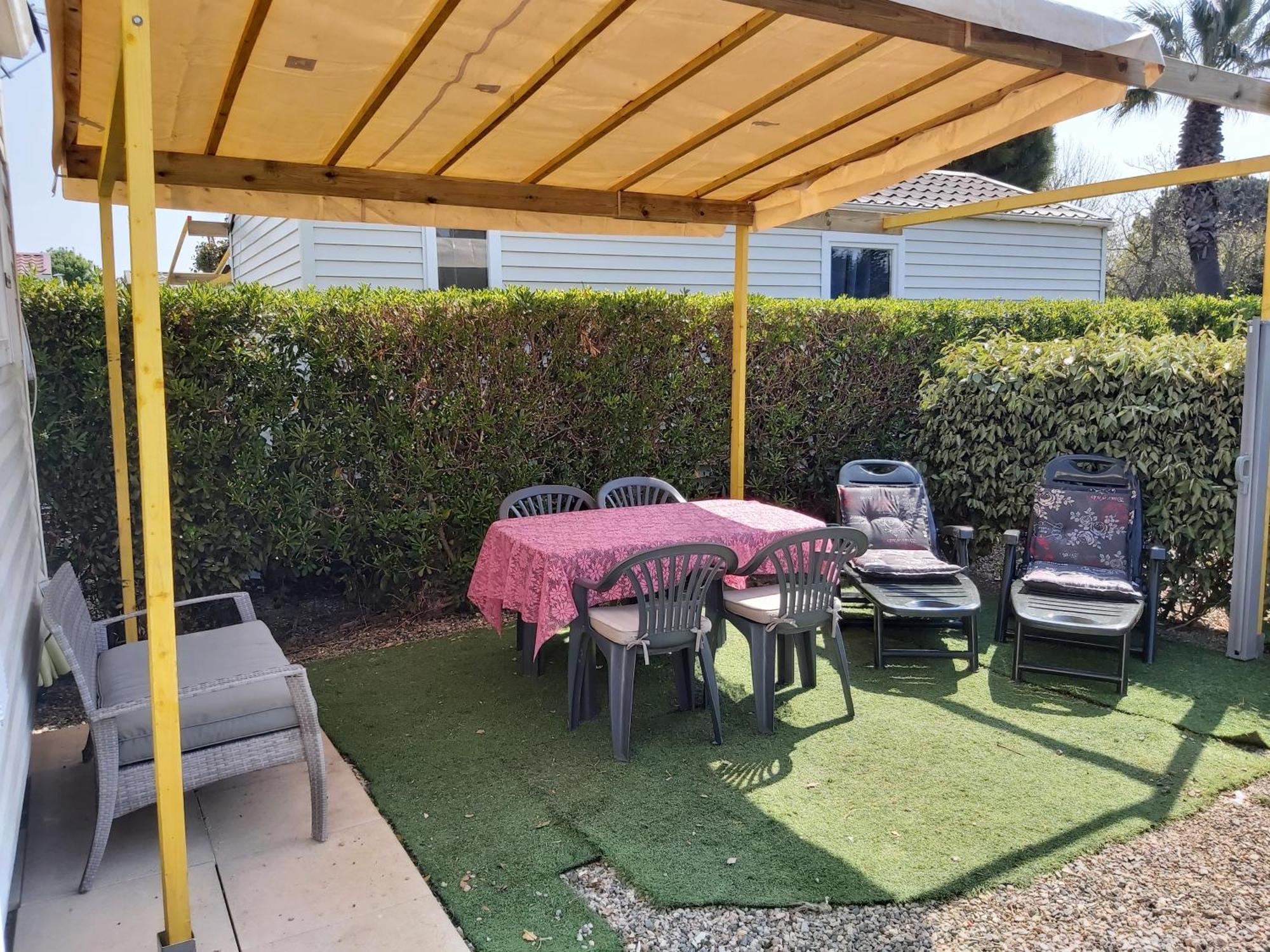 Vacances Familiales Dans Camping Avec Piscine Fréjus 客房 照片